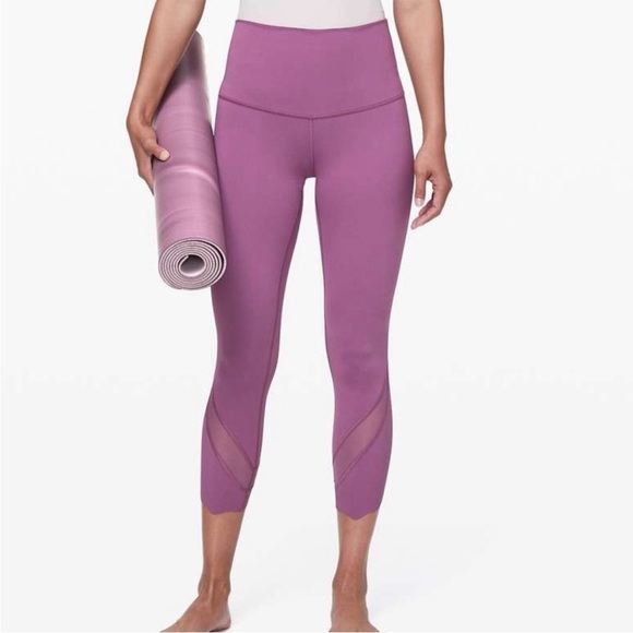 Lululemon Wunder Under Scalloped Mesh Legging Purple Size 10 Excellent B29 - Picture 1 of 10